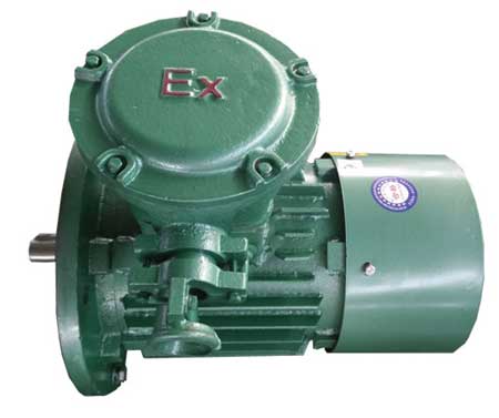 首次操作三相異步電動(dòng)機(jī)時(shí)應(yīng)注意什么？